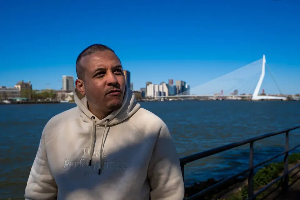 Portret met de skyline van Rotterdam