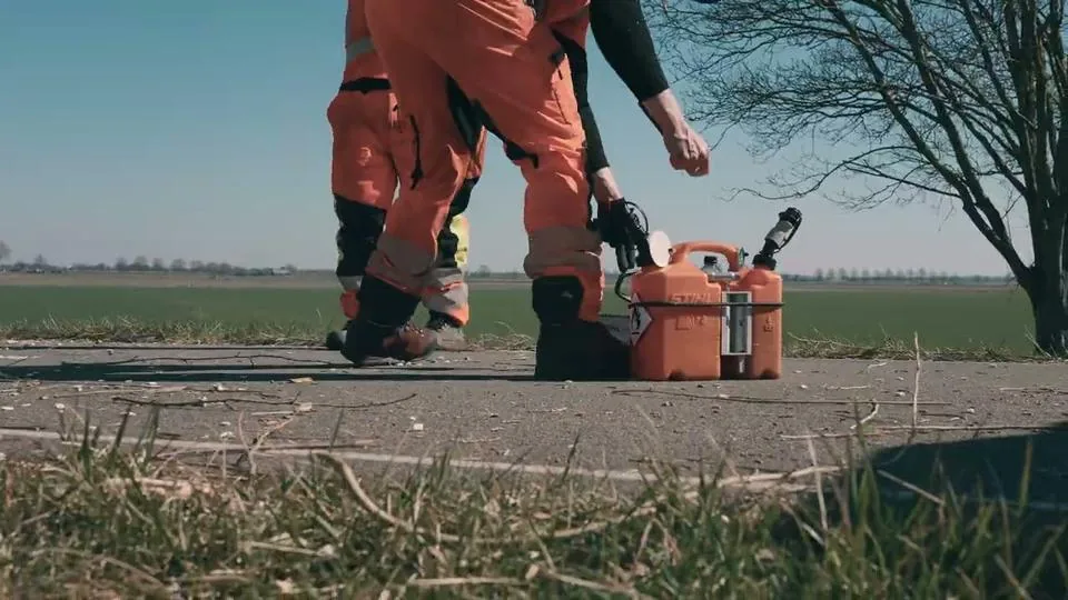 Bedrijfsvideo · werken in het veld
