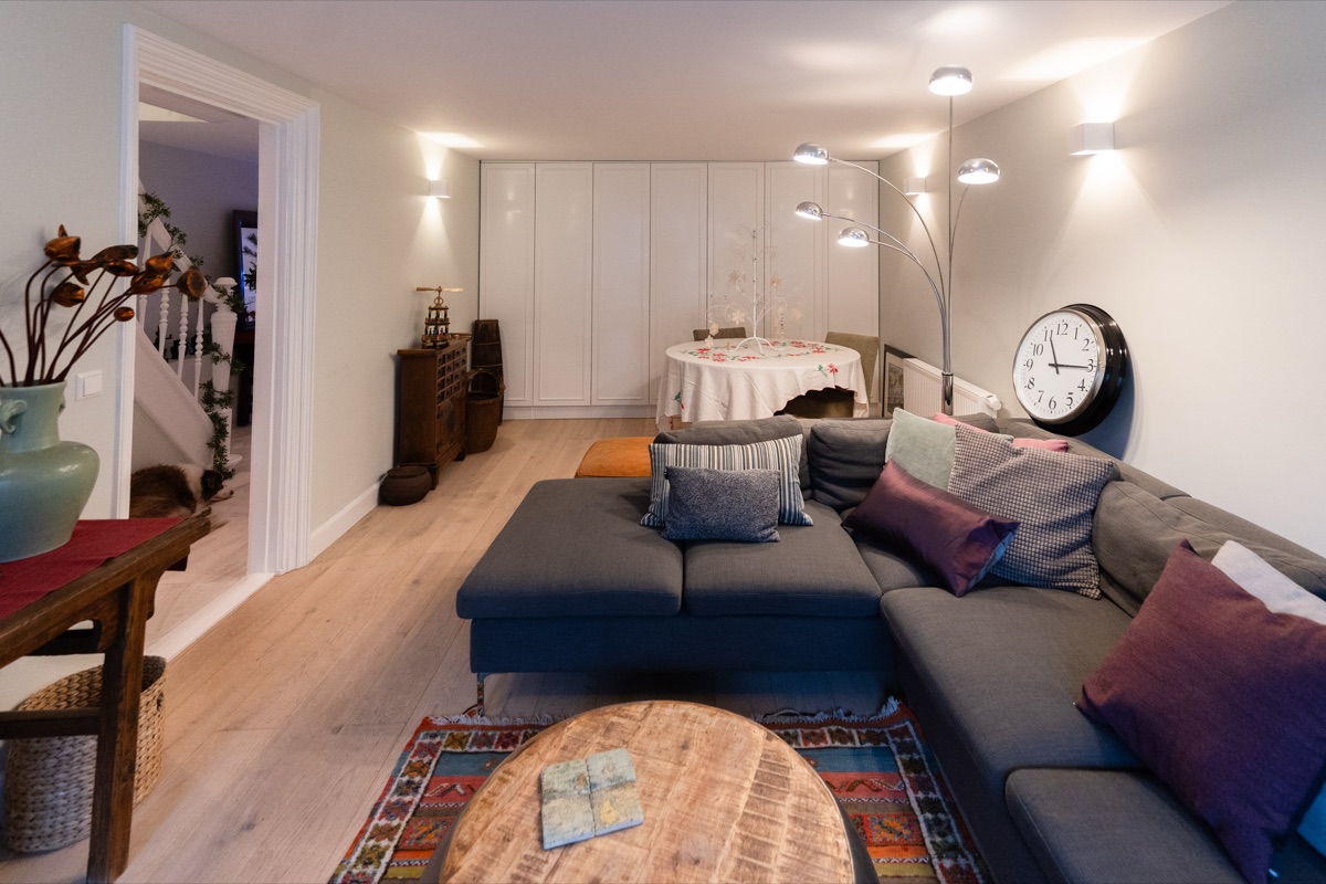 Woonkamer - licht, ruimte en rust - na